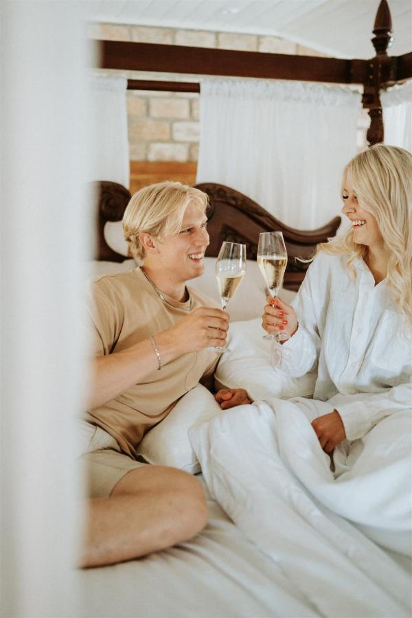 Maatilamajoitukset Tackork Gard & Marina Nauvo